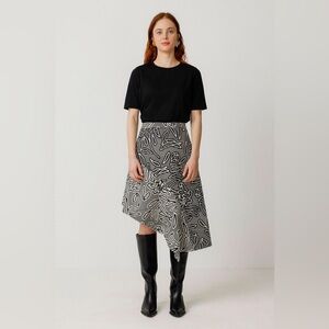 SKFK Nethe Skirt Asymmetrical Hem Size 6